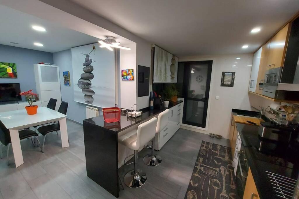 Teixugueiras 16 Apartment Vigo Luaran gambar